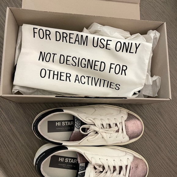 Golden Goose Women's White and Purple High Star Sneakers - Picture 4 of 4